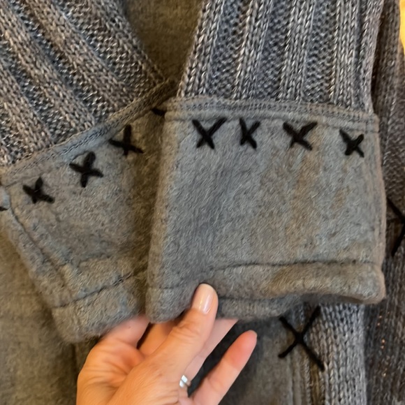 Grey sweater jacket - Picture 4 of 5